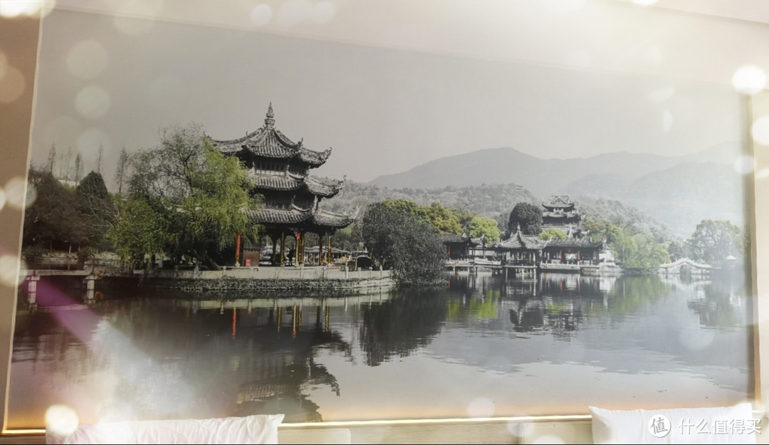 临海亚朵酒店房间背景照片的东湖