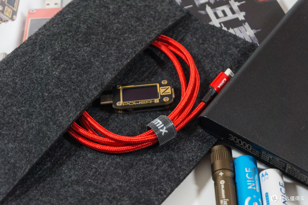 新品:IDMIX大麦创新USB-C to Lightning编织线上手