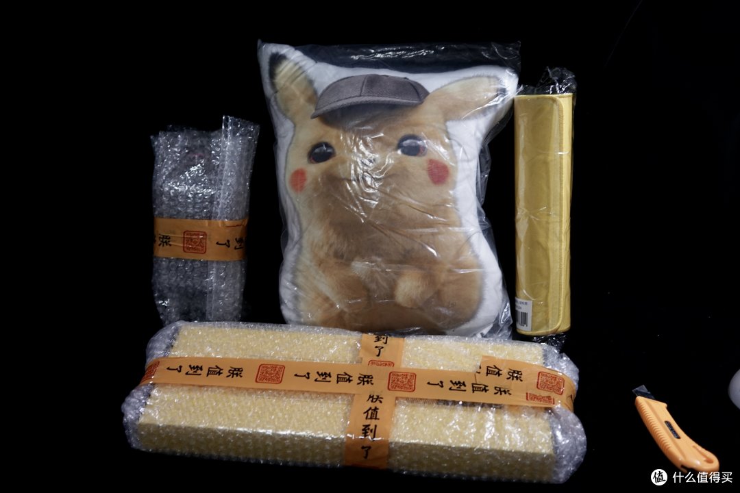 皮卡丘爱好者可入的一套装备 -- 威漫萌心鼠键套装&&皮卡丘抱枕