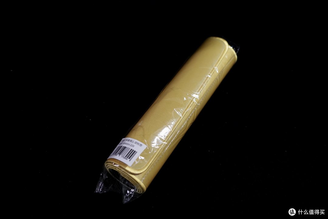 皮卡丘爱好者可入的一套装备 -- 威漫萌心鼠键套装&&皮卡丘抱枕