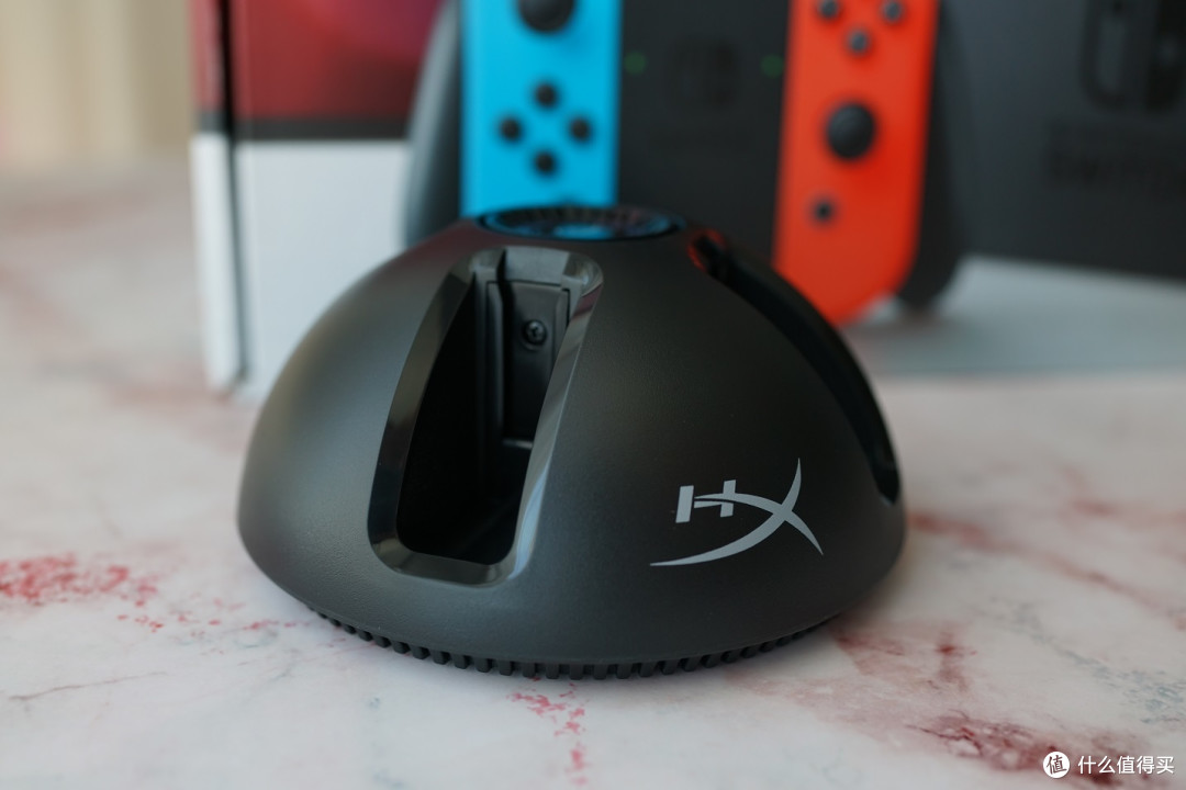 Switch的好伴侣——HyperX十字星充电底座体验分享
