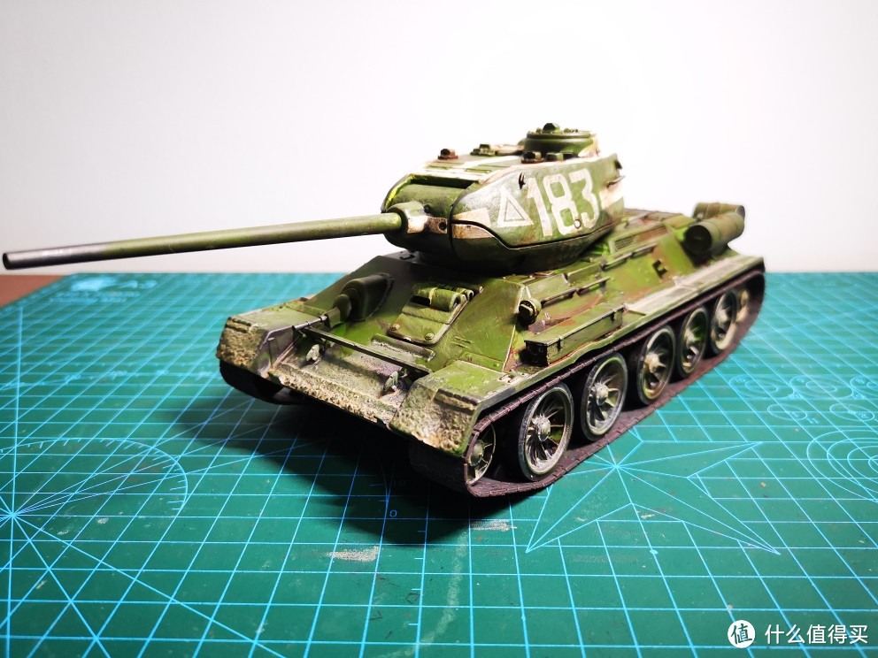 FOV 1:32 T-34/85 中型坦克