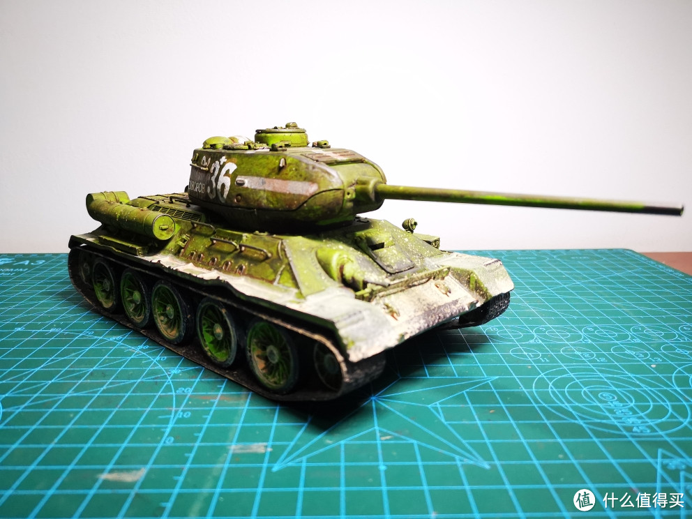 FOV 1:32 T-34/85 中型坦克