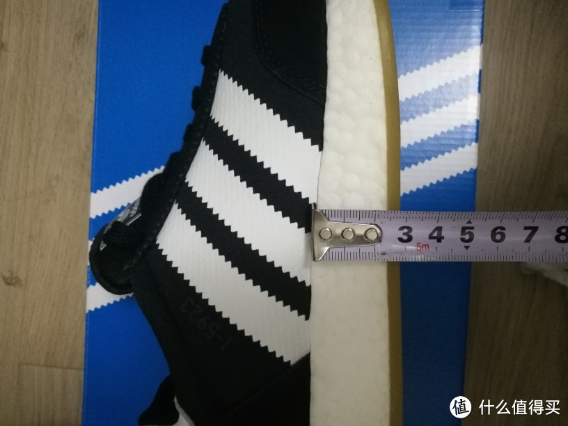 晒一晒FootLocker入的Adidas复古鞋i5923