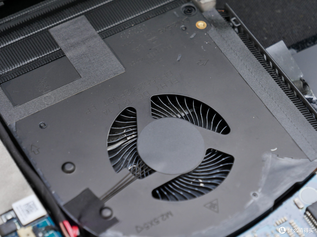 处理器 高配显卡,所以一般只能跑6h以内,想必也没人会拿着它到处办