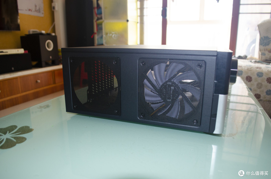 篇四:三年之后,最适合做客厅htpc机箱的还是它--乔思伯(jonsbo)g3