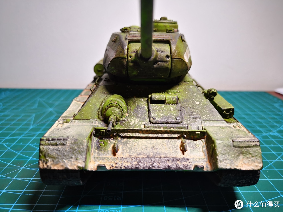 FOV 1:32 T-34/85 中型坦克