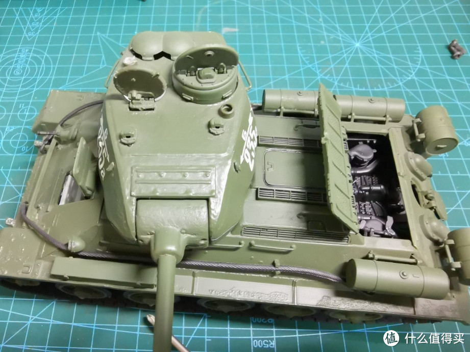 FOV 1:32 T-34/85 中型坦克