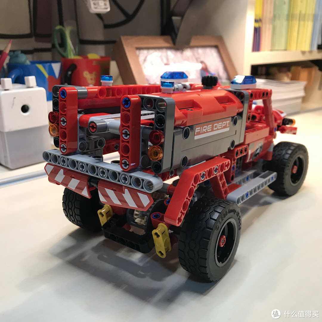 LEGO 机械组 Technic 42075 紧急救援车