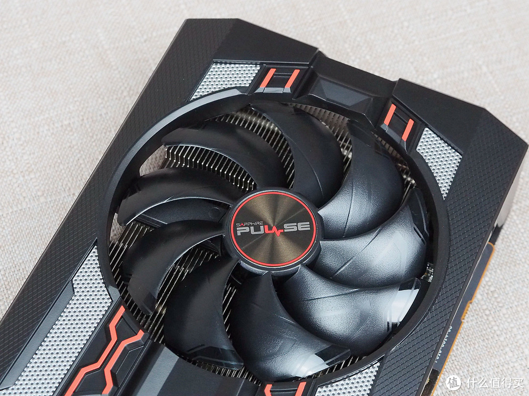 Navi非公来袭，降温降噪性能统统都有——蓝宝石 RX 5700 白金版 OC开箱实测