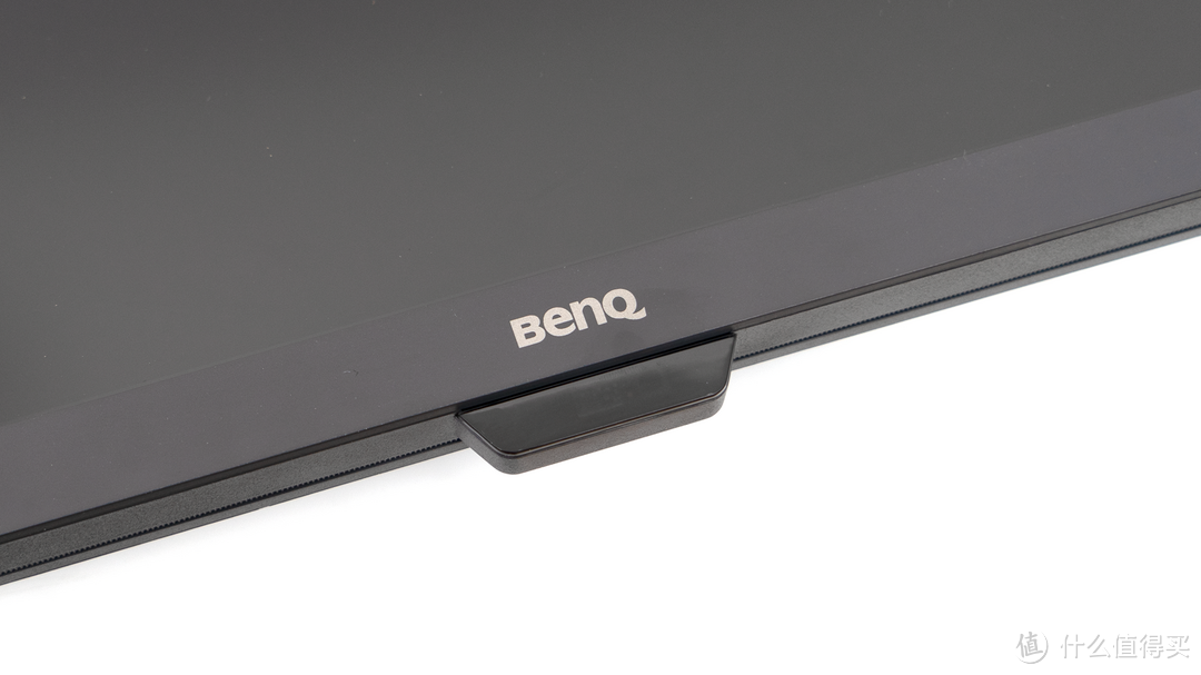 专业入门级27寸4K显示器-BenQ PD2700U评测