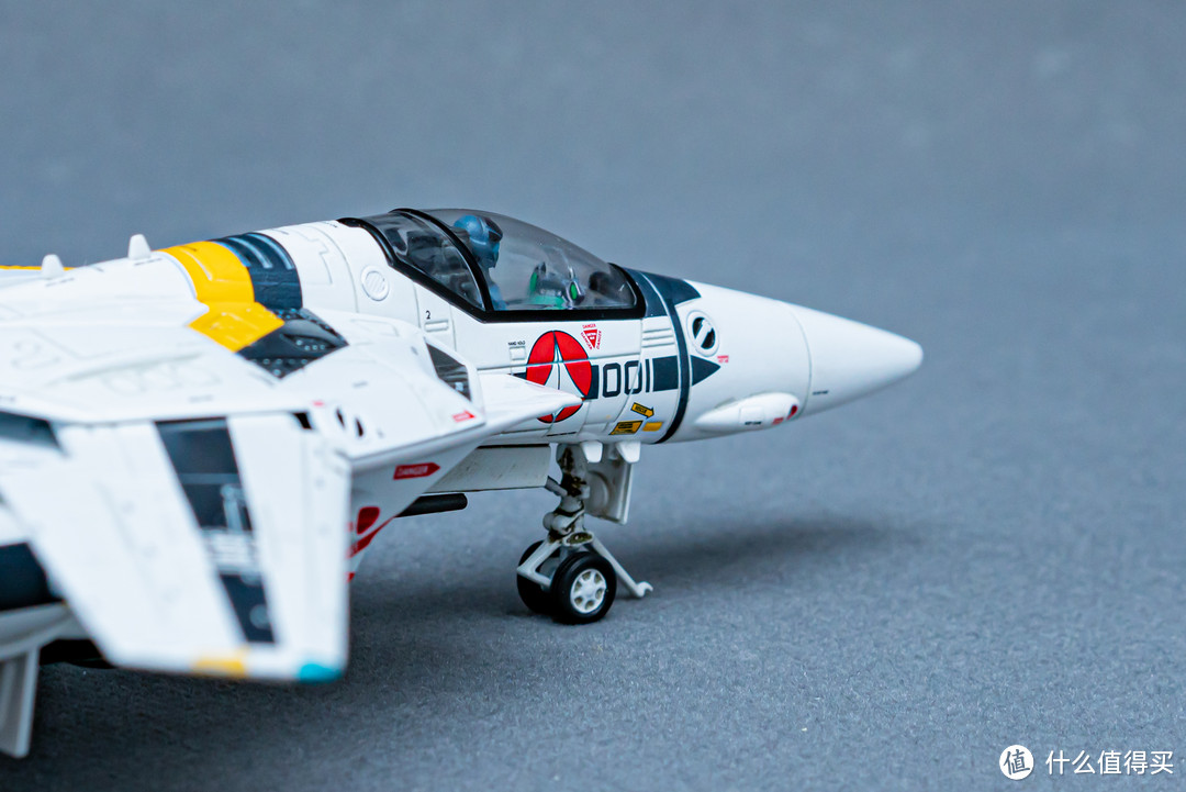 Ride of the Valkyries，Calibre Wings VF-1S 战机模型