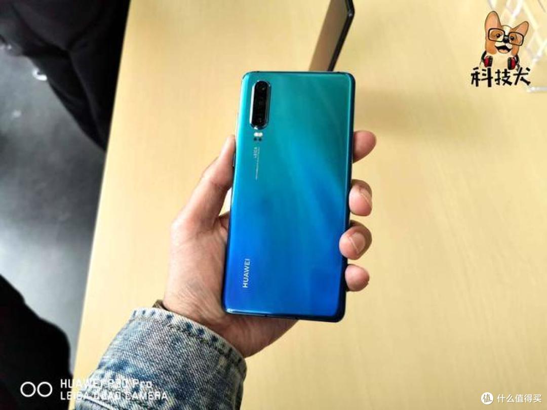 华为智能眼镜首批预售开启 日本三大运营商恢复销售华为手机