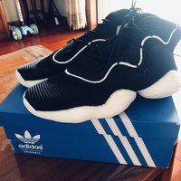 阿迪达斯天足+boost休闲运动鞋外观展示(鞋身|鞋面|后跟|鞋带|中底)