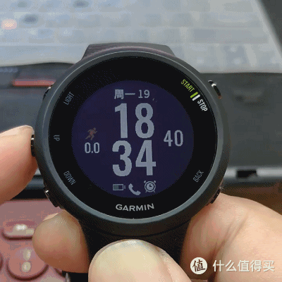 极具性价比的入门型运动智能手表,Garmin Forerunner 45 GPS 跑步训练腕表