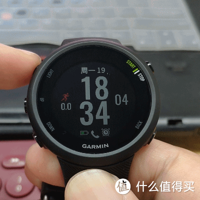 极具性价比的入门型运动智能手表,Garmin Forerunner 45 GPS 跑步训练腕表