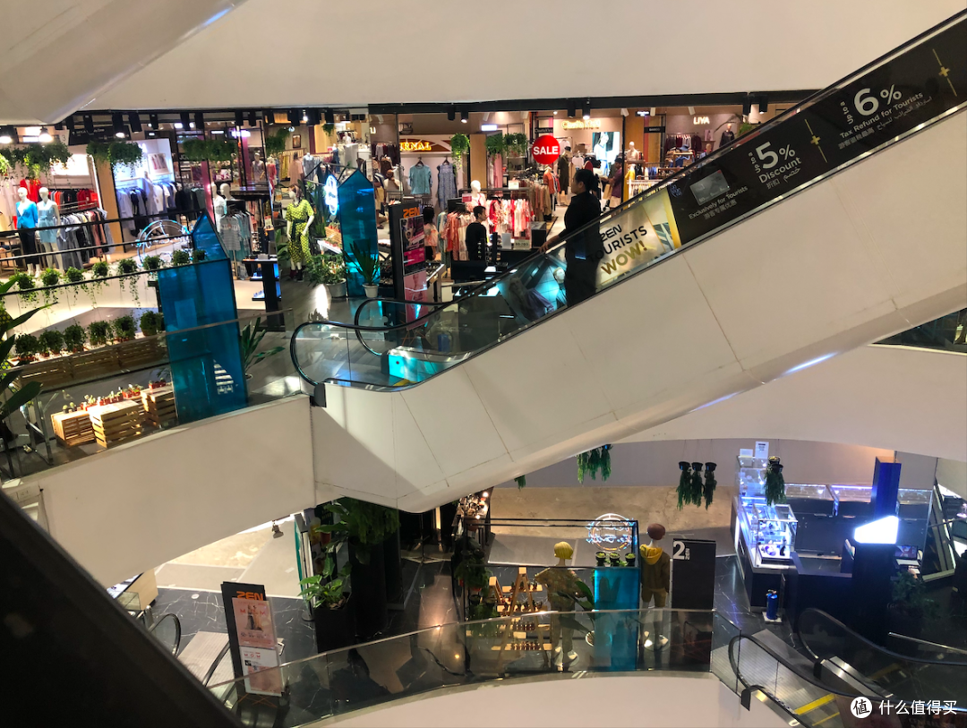 泰国曼谷Zen Central world 最便宜的购物商场