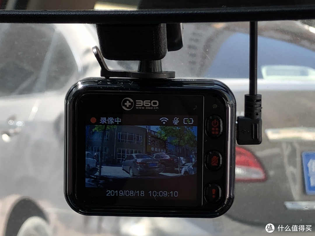 拯救买菜车篇二安装简单质量可靠360行车记录仪j501c234元搞定