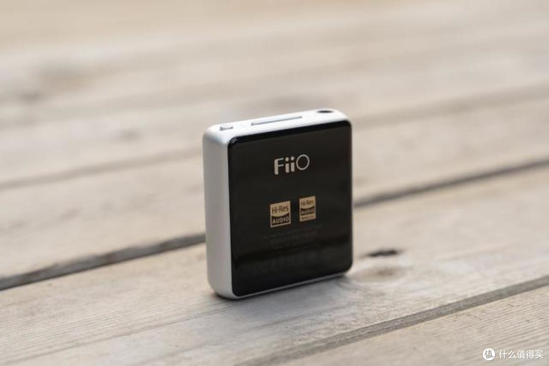 国潮黑科技FiiO M5播放器：小而动听的音乐盒子，便携首选