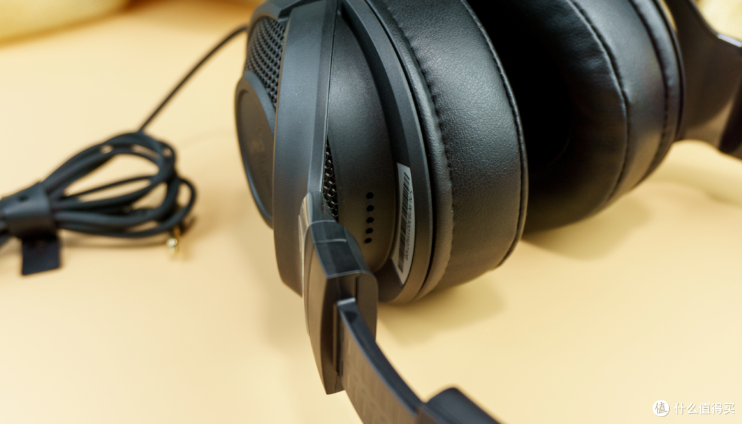 除了轻以外,价格也是个亮点--雷蛇(Razer)北海巨妖标准版X