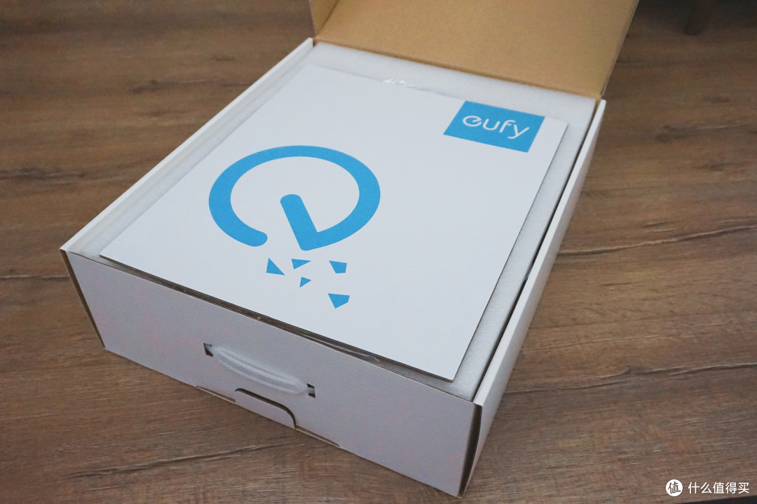 能扫还会拖,保洁阿姨要下岗——安克创新eufy 激光扫地机 RoboVac L70