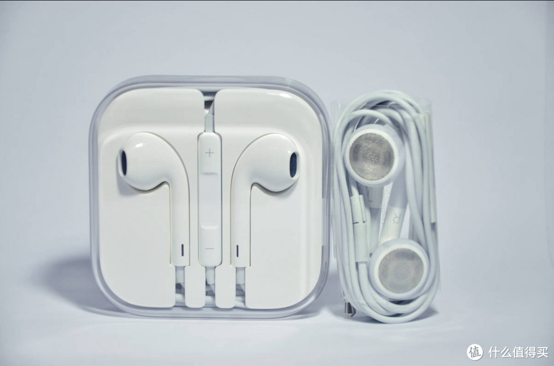 没有一切花里胡哨，几乎无法超越的AirPods