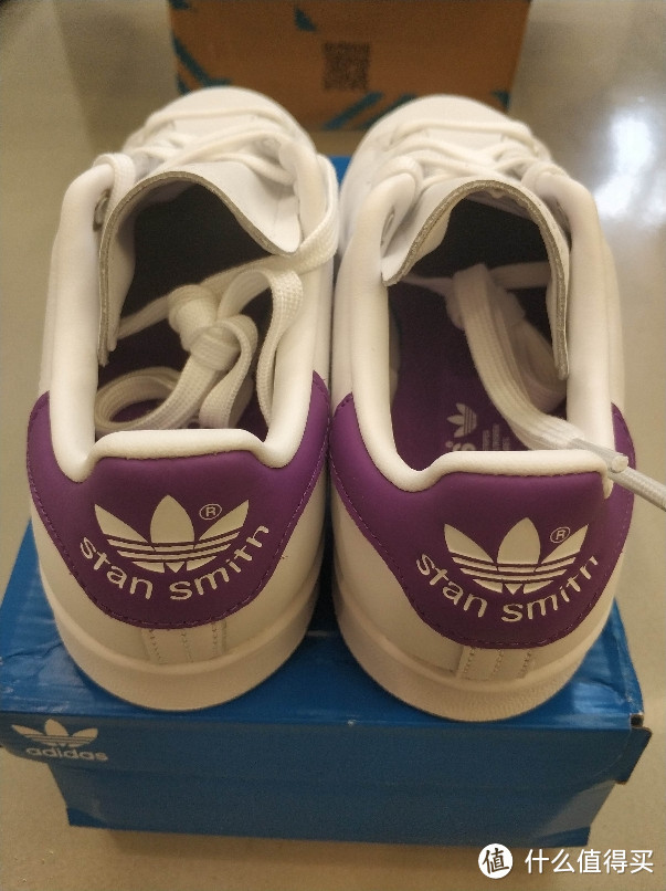 神价Adidas真香￥272UB19￥120的STAN SMITH开箱