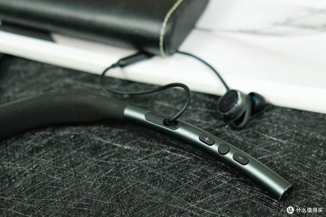 AKG N200nc颈挂蓝牙耳机体验:好音质,智能自适应降噪新势力