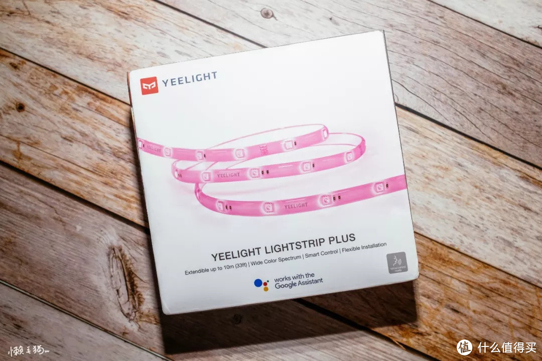 霓虹灯效打造计划——yeelight灯带和彩光版led灯泡入手指南