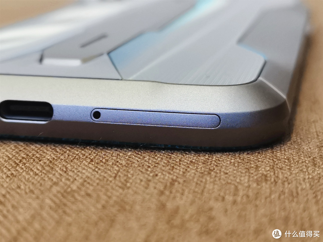 都9102年了还搞预约抢购的把戏?小米官网抢购黑鲨游戏手机2 Pro 12GB + 256GB 冰魄灰使用体验