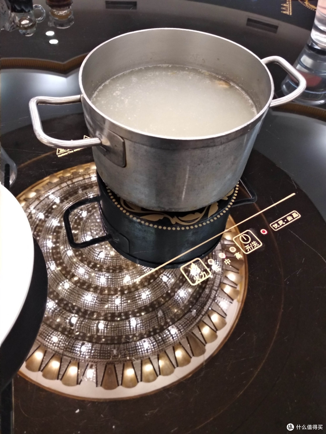 隶属city hall,食材品质过硬的青岛府新大厦自助餐厅探店试吃体验