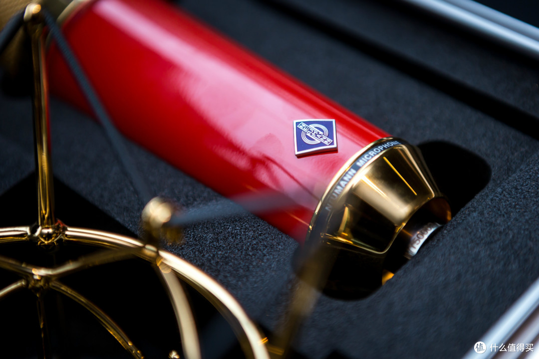 陈奕迅钟情的麦克风你喜欢么?Neumann U 87 Ai 新增中国红限量套装