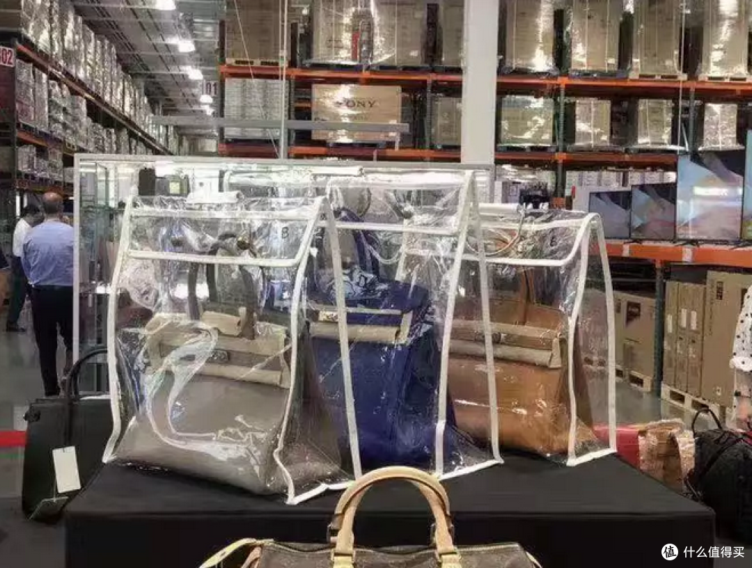 Costco开业第一天把警察都招来了 !小编现场探店,挤瘦5斤都没能进去!