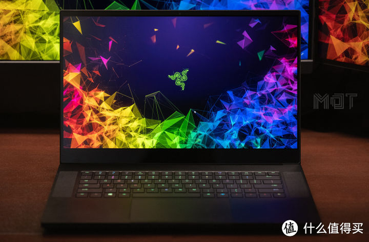 4K OLED 为谁而生 — Razer Blade 15 OLED 长测