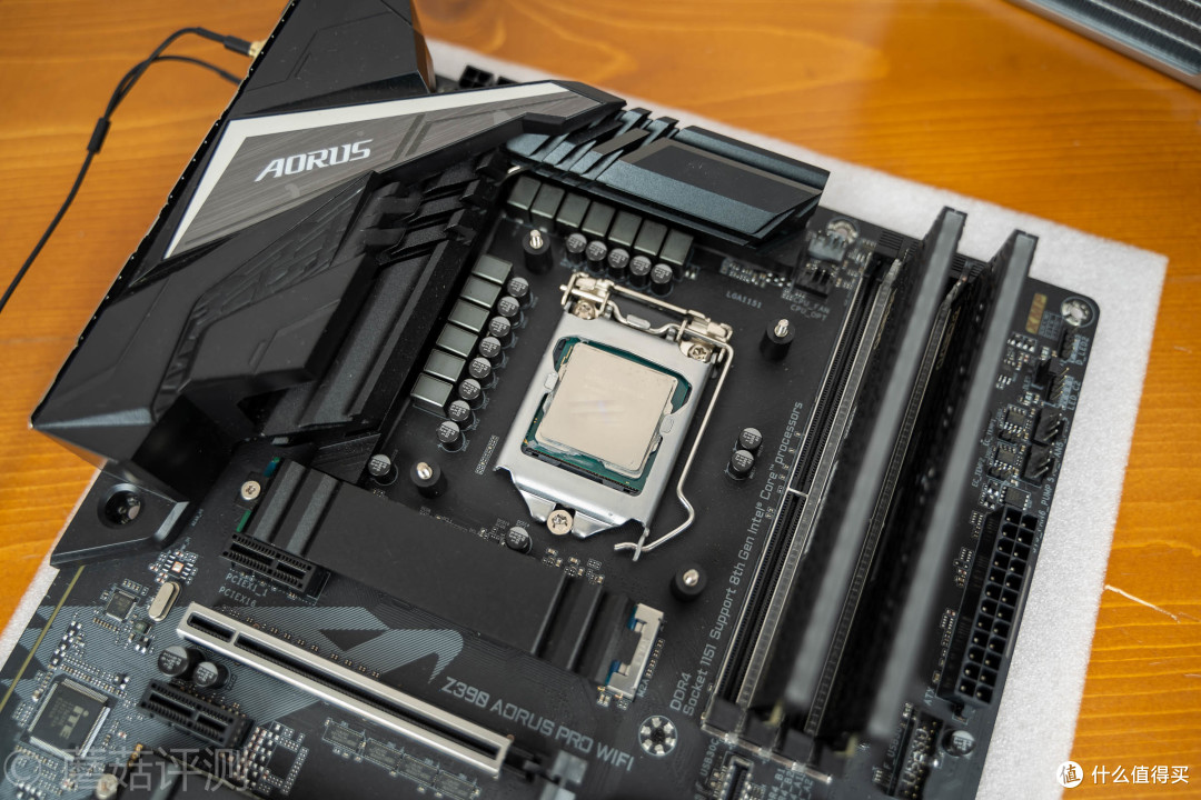 披着银色外衣的*级360一体式水冷——酷冷至尊 冰神P360ARGB 水冷散热器 深度体验评测