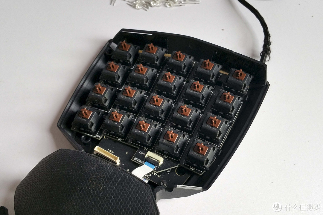 雷蛇 Razer 金丝魔蛛 Orbweaver 改轴改灯记录