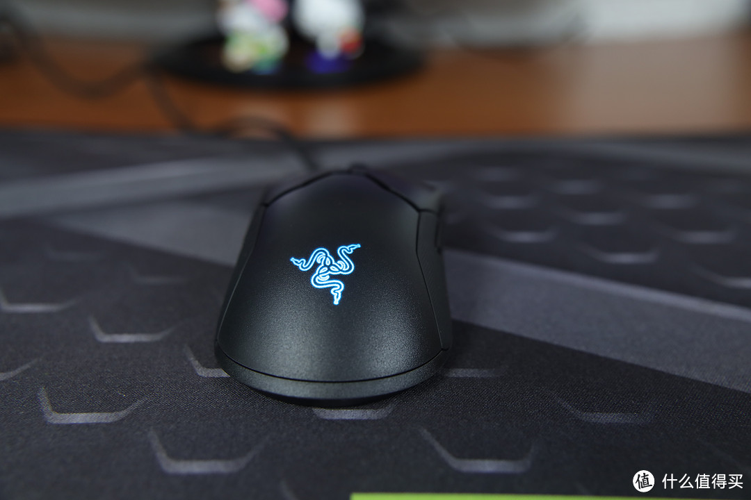 我的2019攒机之路外设篇：光学微动 双手通用 Razer Viper 雷蛇毒蝰入手体验