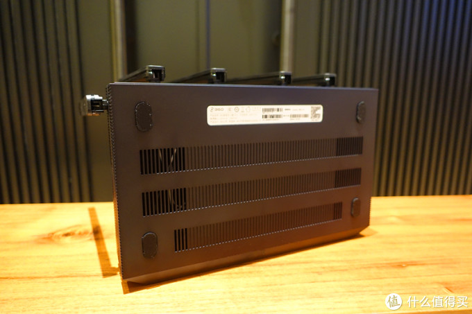 守护家庭网络安全卫士，360家庭防火墙路由器5Pro体验