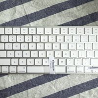 Apple 妙控键盘2外观展示(按键|脚垫|框架|开关)