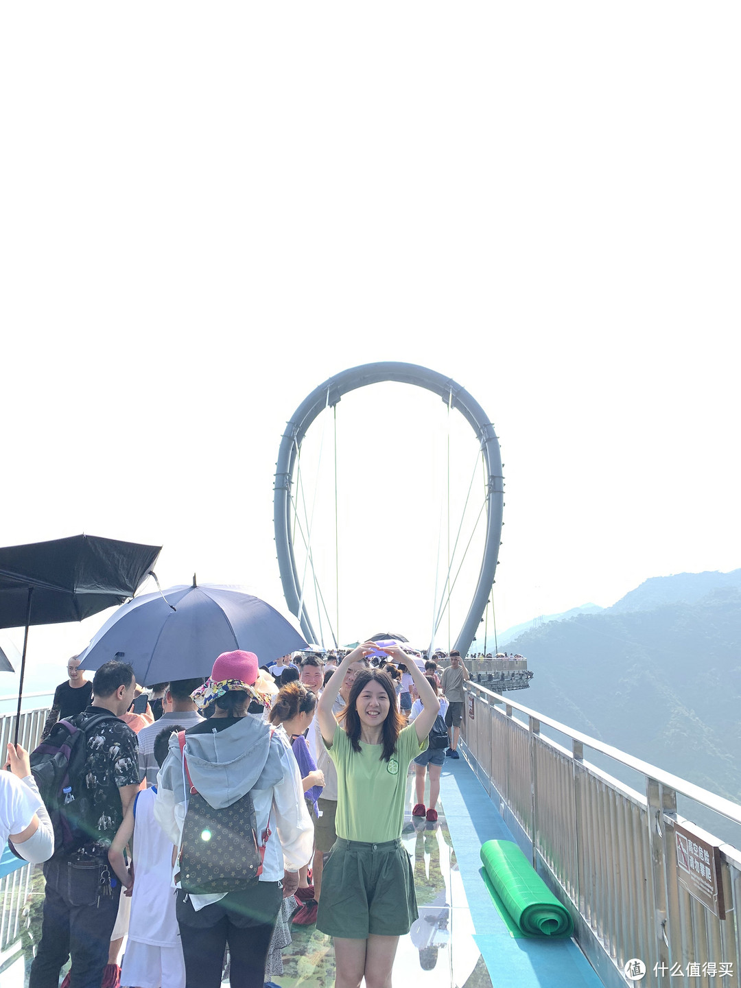 清远黄腾峡漂流+网红玻璃桥大球拍,周末一天游