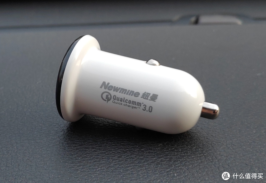 9.8元包邮还有QC3.0? - 简测Newsmy 纽曼 S-C0725 车载充电器