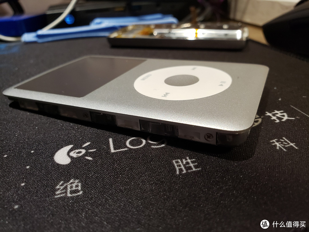 为情怀折腾 ipod classic 换tf卡 （无损拆机篇）