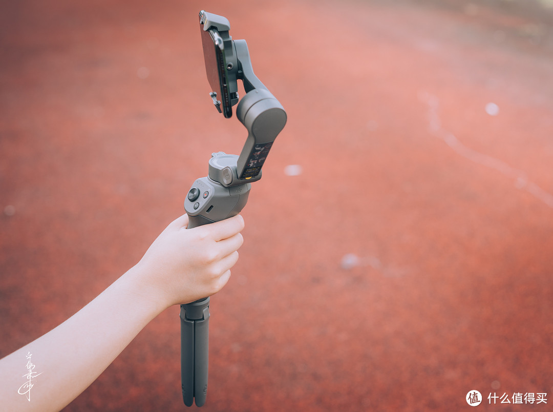 更小更好更省钱,这七大点让Osmo Mobile 3完胜2代