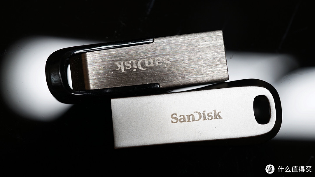 颜值在线，性能不俗—SanDisk/闪迪 CZ74至尊高速酷奂金属U盘测评