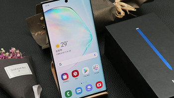 三星Galaxy Note 10+手机外观展示(曲面屏|接口|按键|摄像头)