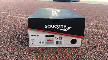 索康尼 KINVARA菁华 10跑鞋外观展示(鞋面|鞋舌|后跟|鞋垫|大底)