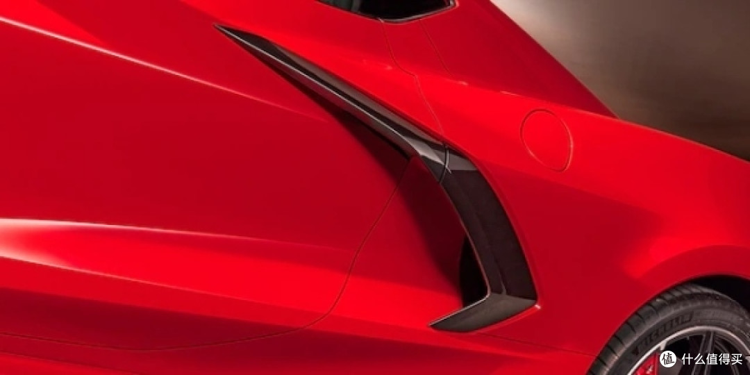 欧系超跑当心毒刺!Corvette首款中置后驱超跑C8 Stingray来袭