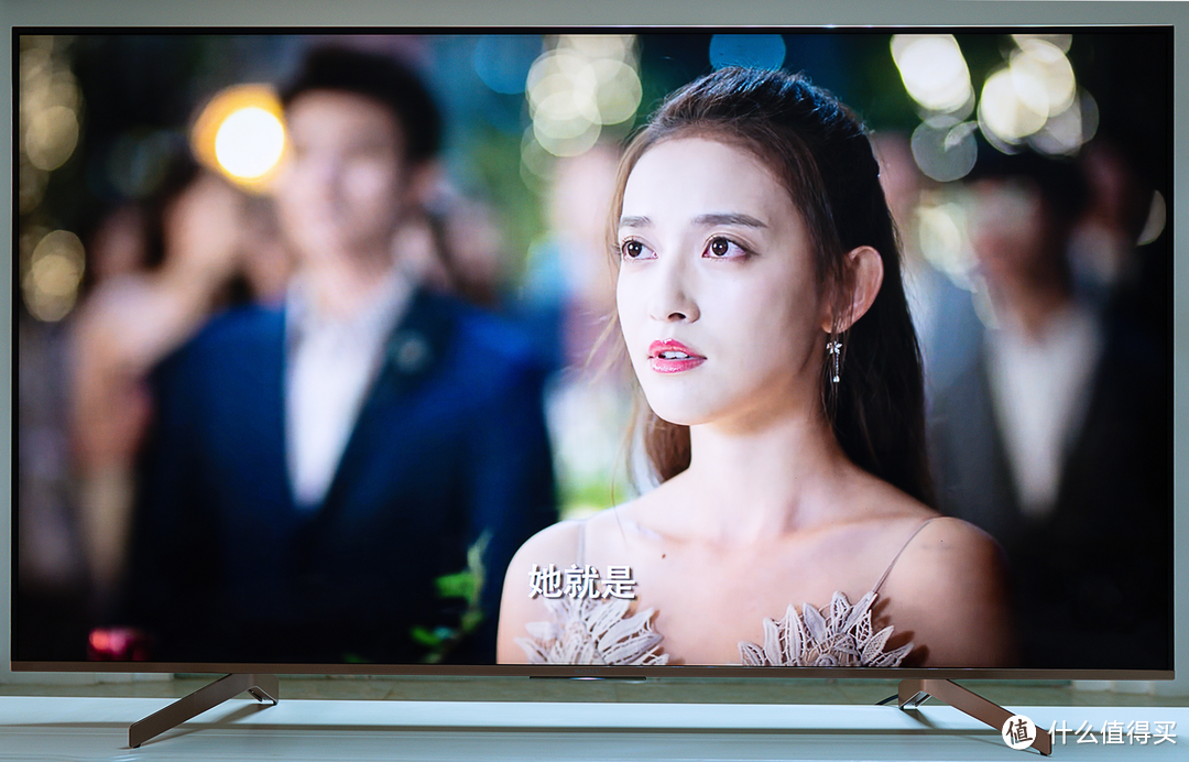 装修入手索尼U8G:游戏影音两不误 轻奢风格全Hold住