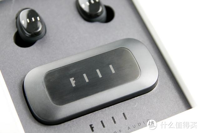 价格亲民的运动利器，FIIL T1 X真无线运动耳机初体验