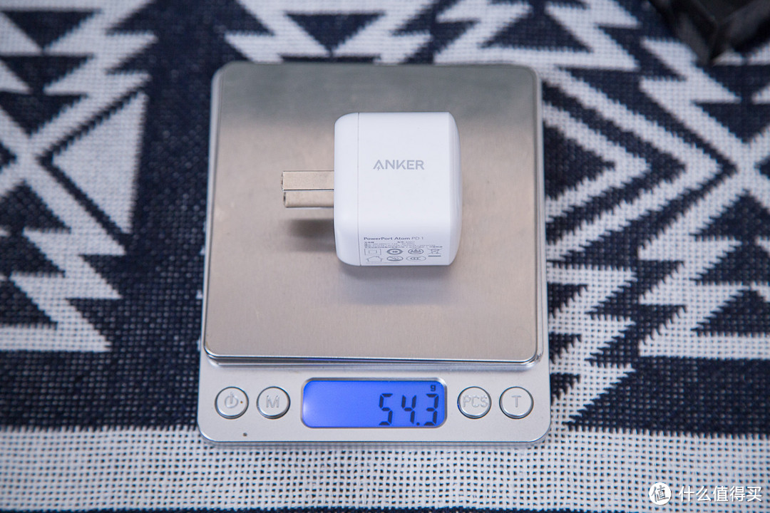 也许这会是一次变革--Anker Nano 18W PD快充充电器测评
